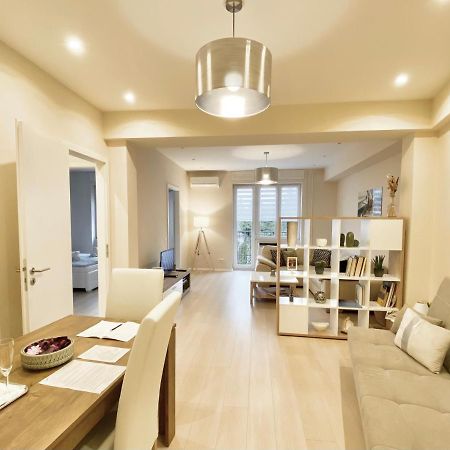 Budapest Hideout In Style With Free Parking - Luxury Apartment Buitenkant foto