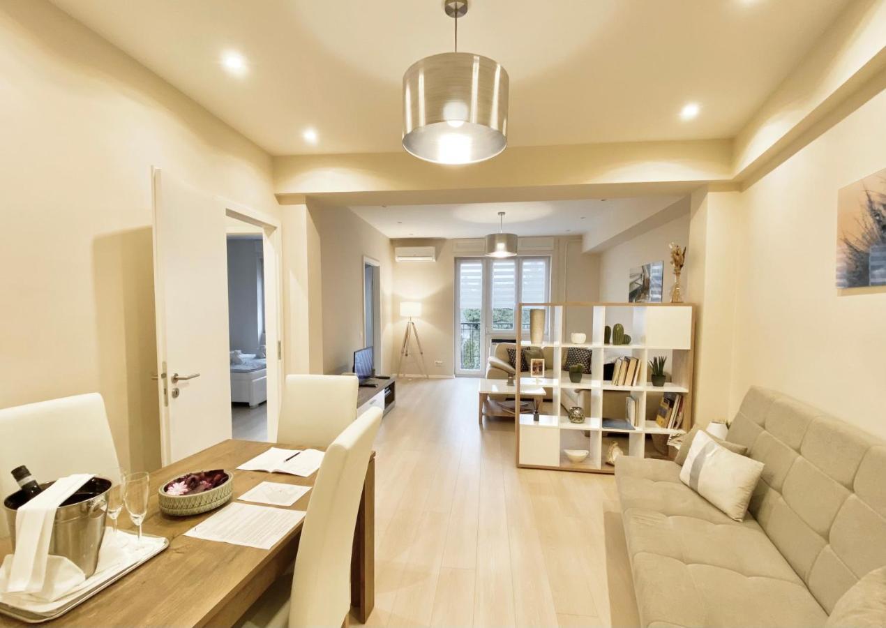 Budapest Hideout In Style With Free Parking - Luxury Apartment Buitenkant foto