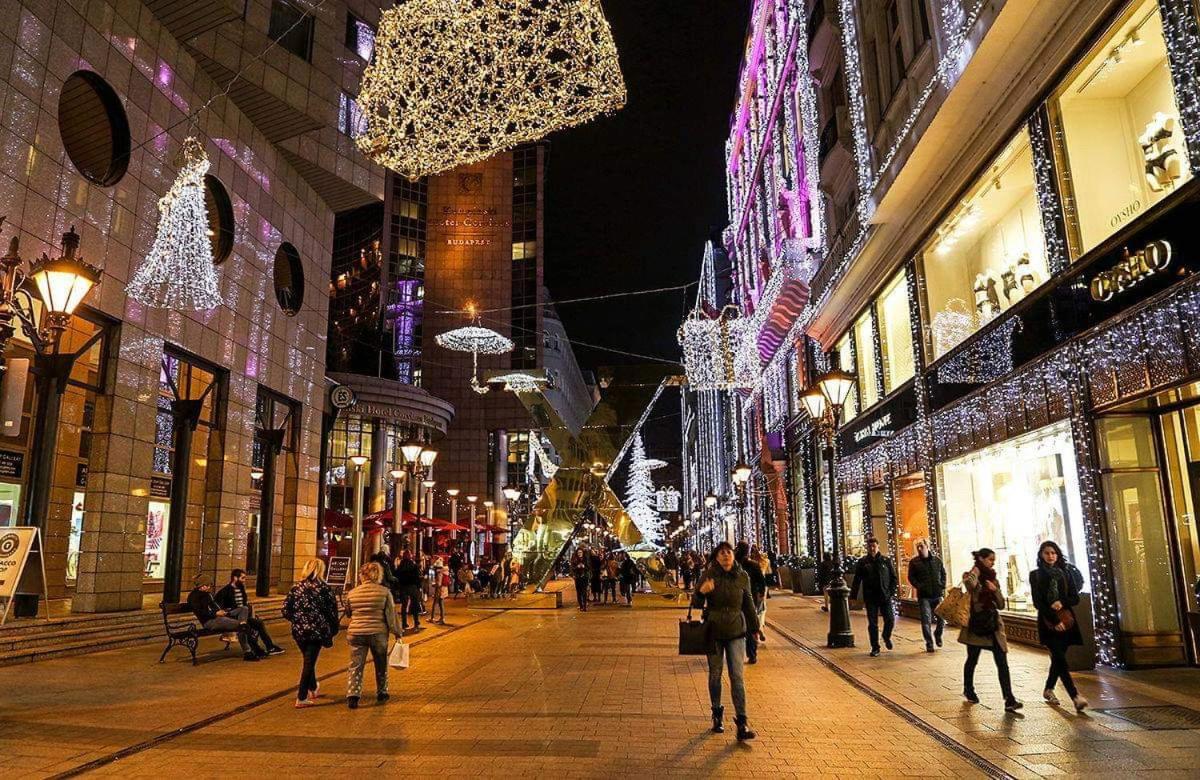 Budapest Hideout In Style With Free Parking - Luxury Apartment Buitenkant foto