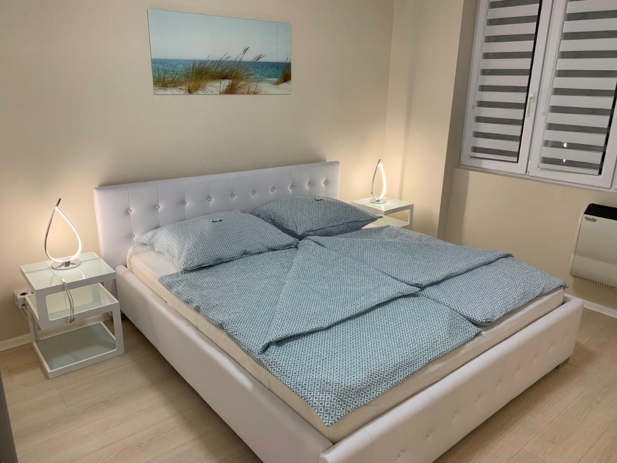 Budapest Hideout In Style With Free Parking - Luxury Apartment Buitenkant foto